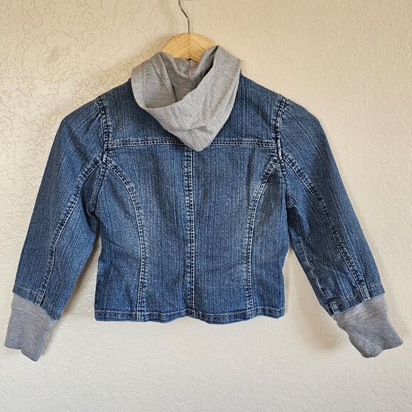 Girl Denim Jacket Sz 7 Embroidered Floral Design Gray Hoodie Stuff Hillary Duff - Picture 2 of 7